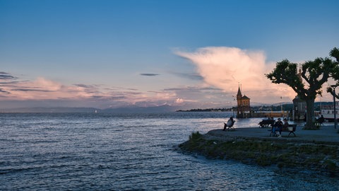 Konstanz Blick vom Stadtgarten auf den Bodensee