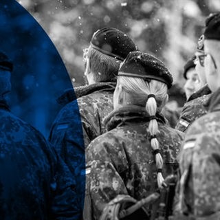 Deutsche Soldaten der Panzerbrigade Litauen stehen in Formation in Nemencine, 01.05.2026