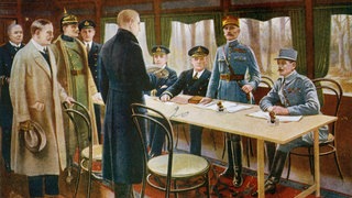 Waffenstillstand zwischen Deutschland und den Alliierten im Wald von Compiègne am 11. November 1918. Französische Bildpostkarte (Farbdruck nach Gemälde), um 1918: Matthias Erzbergr (Mitte) steht Marschall Ferdinand Jean Marie Foch gegenüber.