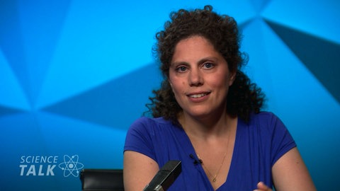 Carla Cederbaum erzählt im Science Talk wie Mathe in der Schule Spaß machen kann.