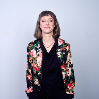 Charlotte Grieser, die Host des Podcasts "Fakt ab! Eine Woche Wissenschaft"