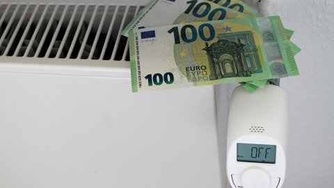 Die Energiepauschale von 300 Euro wurde nicht sofort ausgezahlt, sondern ein paar Wochen, nachdem sie von der Großen Koalition angekündigt wurde. Darum wurde sie schnell vergessen.