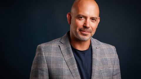 Porträtbild zeigt Prof. Arnd Zschiesche, Fachhochschule Westküste