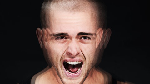 Männer sind am Anfang einer Depression häufig aggressiv, reizbar, wütend, neigen zu riskantem Verhalten. Die Krankheit wird daher oft nicht erkannt, wenn "typische" Zeichen wir Antriebslosigkeit und Traurigkeit fehlen.