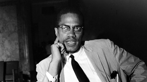 Am 21. Mai 1964 spricht Malcolm X im Hotel Theresa in Harlem, New York. Zu diesem Zeitpunkt war er bereits aus der "Nation of Islam" ausgetreten und hatte seine eigene Bewegung "Organization of Afro-American Unity" gegründet. Sein Vermächtnis als Kämpfer für die Rechte der Schwarzen inspiriert bis heute Menschenrechts-Aktivisten in den USA.