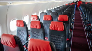 Welcher Sitzplatz im Flugzeug ist am sichersten? Der Flugzeugabsturz in Indien 2025 wirft neue Fragen auf