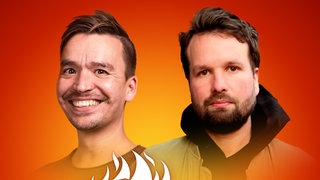 Tobias Nolte und Bob Blume auf dem Podcast-Cover von "Die Schule brennt – Mit Bob Blume"