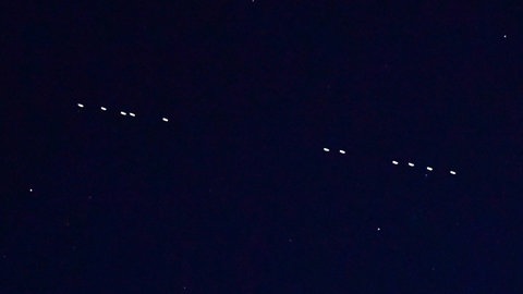 Es ist nicht auszuschließen, dass in den kommenden Jahren noch weitere Starlink-Satelliten vom Himmel fallen.
