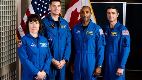 Die nächsten Astronauten und Astronautinnen, die zum Mond fliegen werden: Die Crew der Artemis 2. Artemis 2 ist eine geplante Raumfahrt-Mission der NASA.