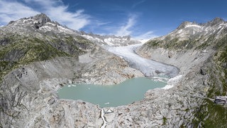 Der Rhonegletscher in den Schweizer Alpen: Die Aufnahme vom 10. August 2024 zeigt, dass die Gletscherschmelze immer weiter voranschreitet
