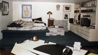 Schlafzimmer des kolumbianischen Kokain-Königs Pablo Escobar in seinem luxuriösen Privatgefängnis