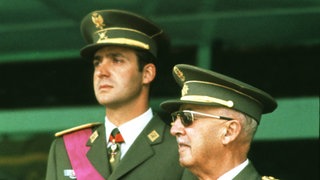 Prinz Juan Carlos von Spanien und General Francisco Franco am 4. Juni 1970. Franco hatte 1969 Juan Carlos zu seinem Nachfolger bestimmt.