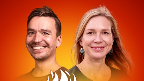 Nina Kolleck und Bob Blume auf dem Podcast-Cover von "Die Schule brennt – Mit Bob Blume"
