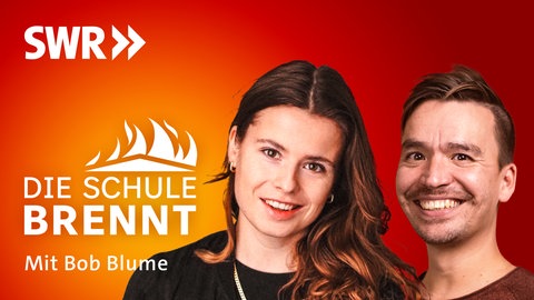 Luisa Neubauer und Bob Blume auf dem Podcast-Cover von "Die Schule brennt – Mit Bob Blume"