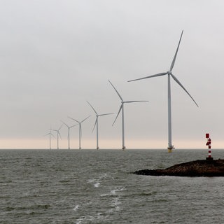 Offshore- Windkraftwerke in der Nordsee