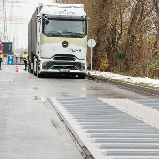 REPS (Road Energy Production System) - Erstes Straßenkraftwerk in Betrieb