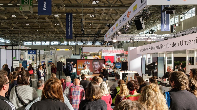 Bob Blume und Saskia Niechzial bei der didacta 2026