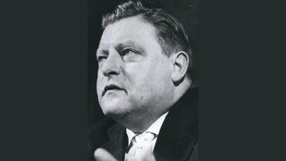 Franz Josef Strauß im November 1962. Durch die SPIEGEL-Affäre geriet er unter Druck.