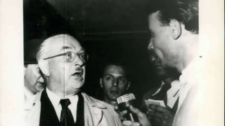 Am 17. Juni 1953, dem Tag des Volksaufstandes in der DDR, wurde Otto Nuschke, Stellvertretender DDR-Ministerpräsident, von Demonstranten erkannt und bedrängt. West-Berliner Polizisten nehmen den Politiker in Gewahrsam. Er äußerst sich vor Reportern des RIAS.