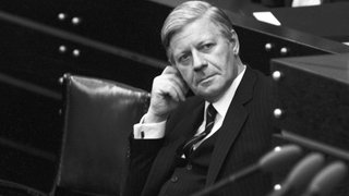 Bundeskanzler Helmut Schmidt (SPD) am 17.09.1982 im Bundestag nach Rücktritt der FDP-Minister. 