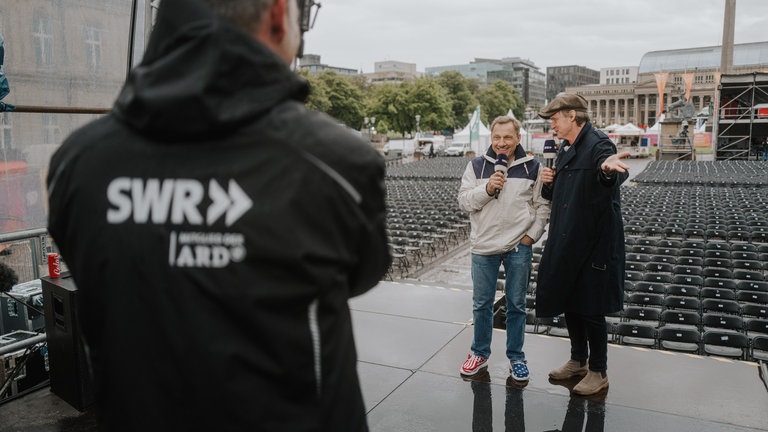 Die große SWR Tatort Premiere „Lass sie gehen“ auf der Stuttgarter Schlossplatz.