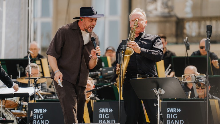 Benefizkonzert des Bundespräsidenten - Max Mutzke und Saxofon