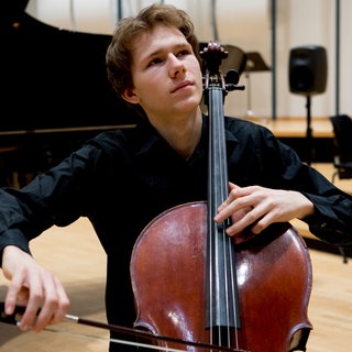 Die Musikredaktion von SWR2 hat den jungen Tübinger Cellisten Lionel Martin (18) zum SWR2 New Talent 2021 gewählt © SWRSabine Stumpp