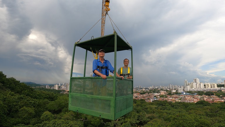 Sven Plöger im "Canopy Crane".