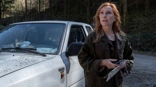 Andrea Sawatzki als Lou Caspari in „Die Verteidigerin: Der Fall Nikola“ (AT), in dem die Frau ihres Mandanten vermisst wird