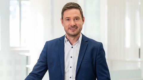 Kolja Schwartz aus der ARD Rechtsredaktion in Karlsruhe