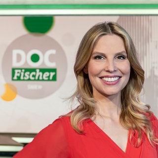 Die Ärztin und Journalistin Dr. Julia Fischer moderiert das SWR Gesundheitsmagazin „Doc Fischer“. © SWRPatricia Neligan