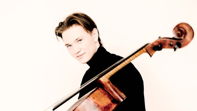 Der Cellist Arne Jesper Zeller