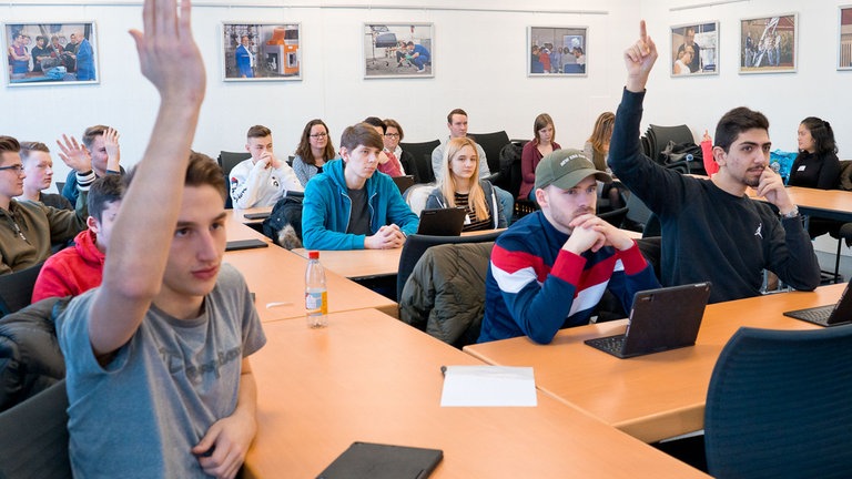 Korrespondenten machen Schule