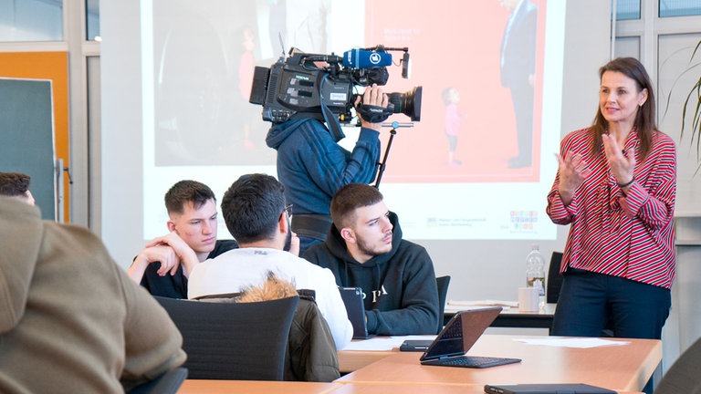 Korrespondenten machen Schule