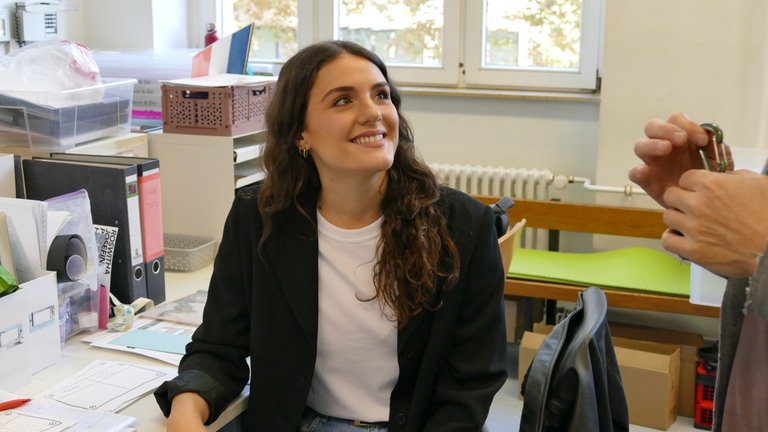 Schülerinnen der Klasse 9c haben Lehrer und Lehrerinnen der Tulla-Realschule in Mannheim befragt, wie sie ihre Pausen verbringen.