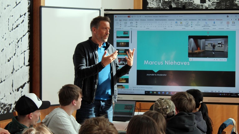 Newscamp Hambacher Schloss