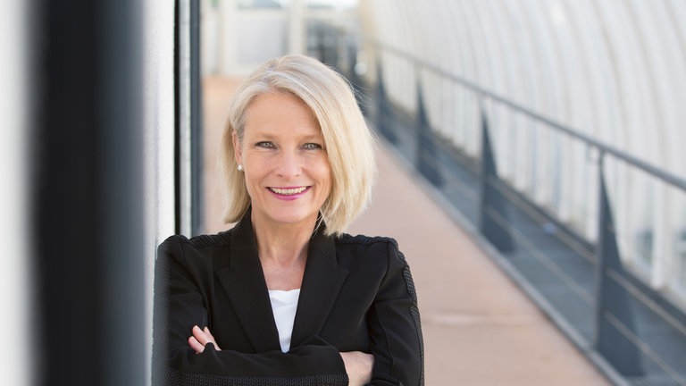 Das Bild zeigt Dagmar Schmidt