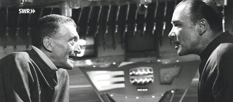 Oberst Villa, Chef des galaktischen Sicherheitsdienstes, im Gespräch