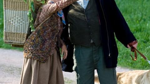 Lioba und Hermann auf einer Wiese