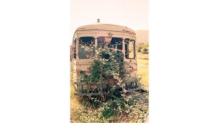 Die Station Casamozza, der „Schrottplatz“ der korsischen Eisenbahn.