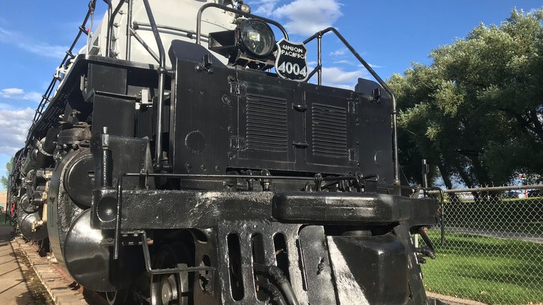 Eine der ausrangierten Big Boys – eingezäunt in Cheyenne dem ehemaligen Depot der Big Boy Flotte