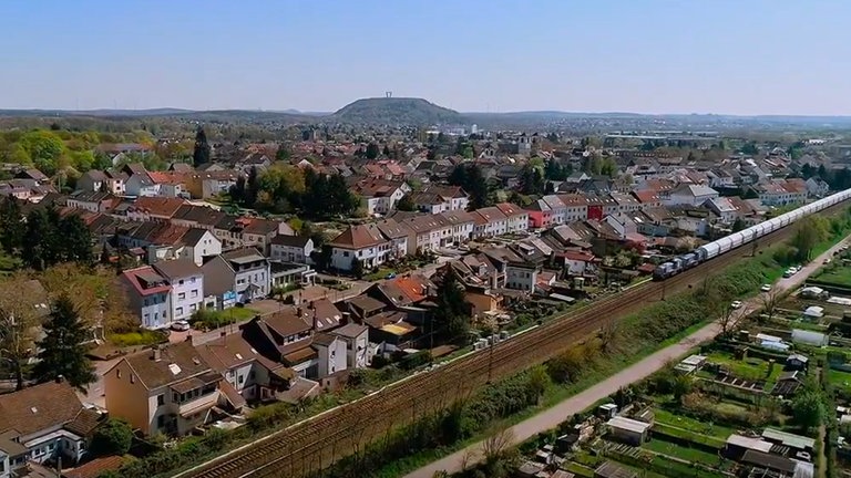 Kalkzug auf dem Weg von Frankreich zur Hütte in Dillingen an der Saar.