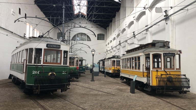 Das Museum liegt direkt am Douro und ist im alten E-Werk von Porto untergebracht.