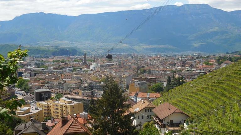 Bozen. Seilbahn auf den Ritten