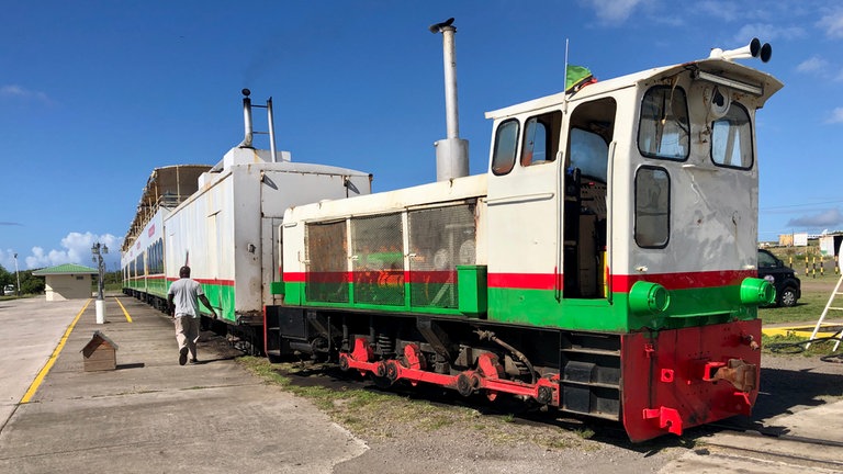 Drei Lyd2-Loks sind seit 2002 bei der St. Kitts Scenic Railsway im Einsatz. 
