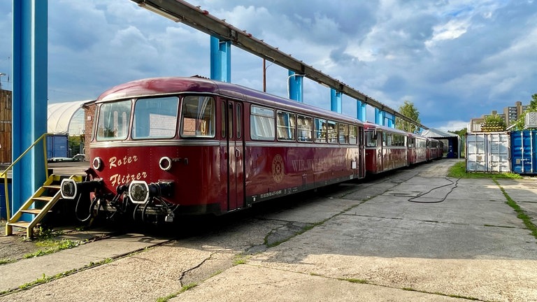 Ab 1955 wurden die Schienenbusse vom Typ VT 98 produziert.