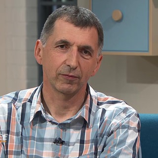 Michael Sehr unterrichtet Häftlinge in der Jugendstrafanstalt Wittlich