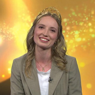 Neue deutsche Weinkönigin Anna Zens