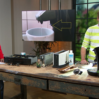 Defekte Geräte von ZuschauerInnen werden repariert