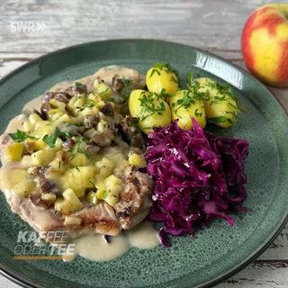 Rezept: Überbackene Schnitzel mit Äpfeln und Maronen
